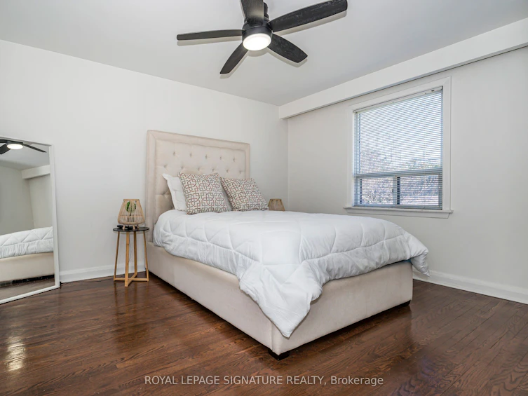 136 Regina Avenue, Toronto, ON, M6A 1R7 - 14