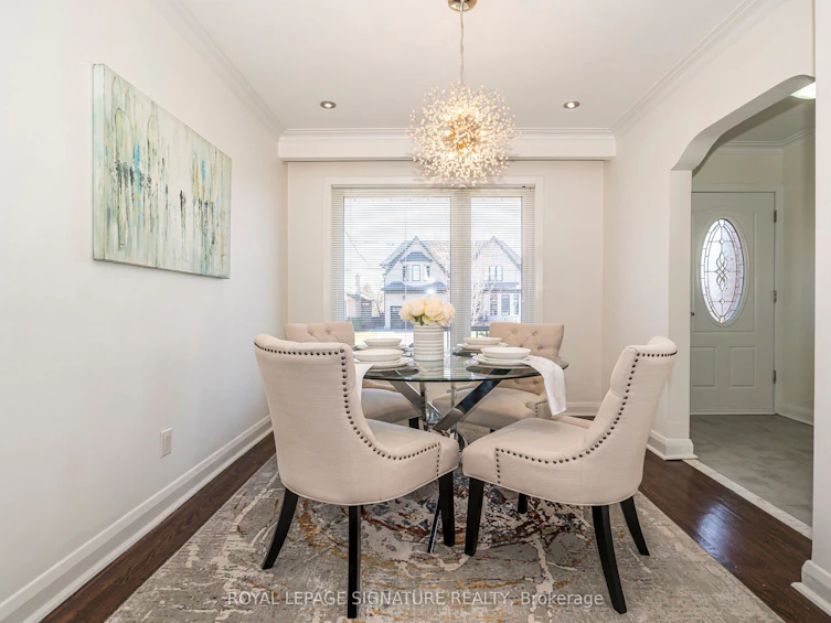 136 Regina Avenue, Toronto, ON, M6A 1R7 - 9