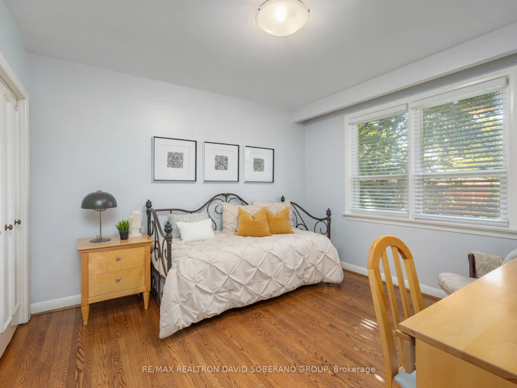 17 Erica Avenue, Toronto, ON, M3H 3H3 - 21