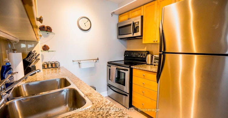 2525-230 Queens Quay W, Toronto, ON, M5J 2Y7 - 11