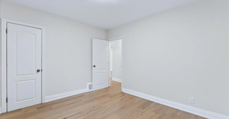 Upper-39 Reiner Road, Toronto, ON, M3H 2L3 - 24