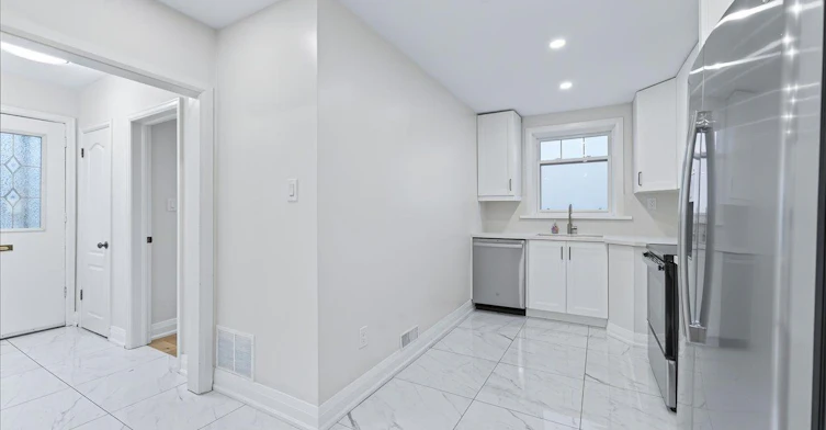 Upper-39 Reiner Road, Toronto, ON, M3H 2L3 - 14