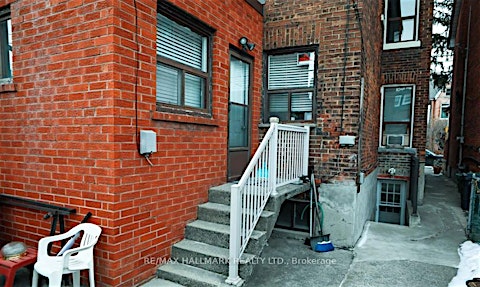 Main-132 Grace Street, Toronto, ON, M6J 2S2