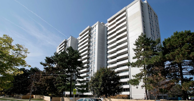 702-20 Forest Manor Road, Toronto, ON, M2J 1M2
