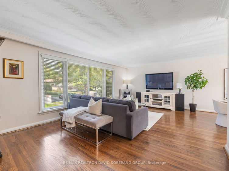 122 Collinson Boulevard, Toronto, ON, M3H 3C7 - 5