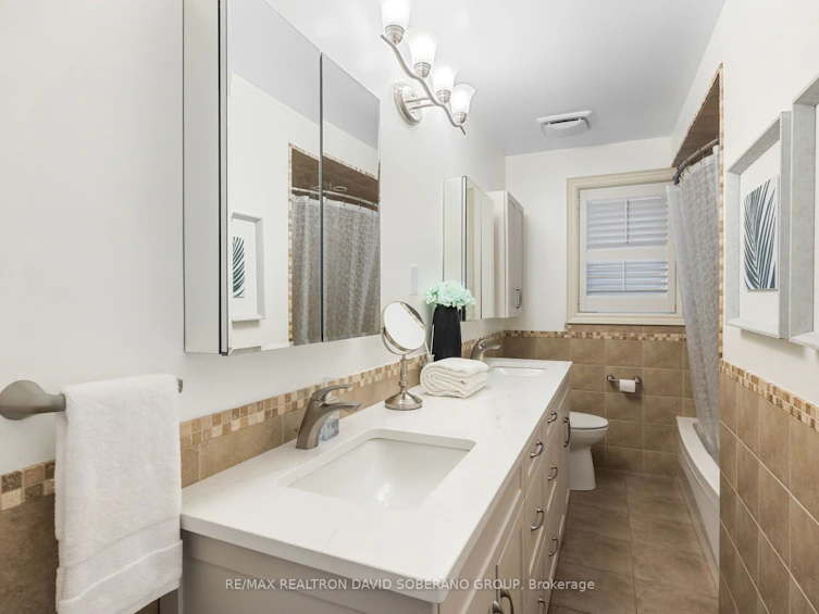 122 Collinson Boulevard, Toronto, ON, M3H 3C7 - 17