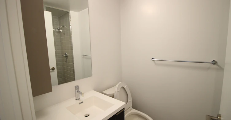 906-203 College Street, Toronto, ON, M5T 1P9 - 2