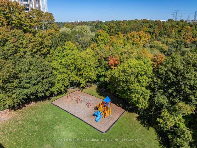 415-5 Shady Golfway, Toronto, ON, M3C 3A5 - 35