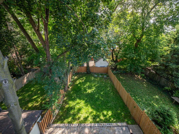 759 Eglinton Avenue E, Toronto, ON, M4G 2K8 - 30
