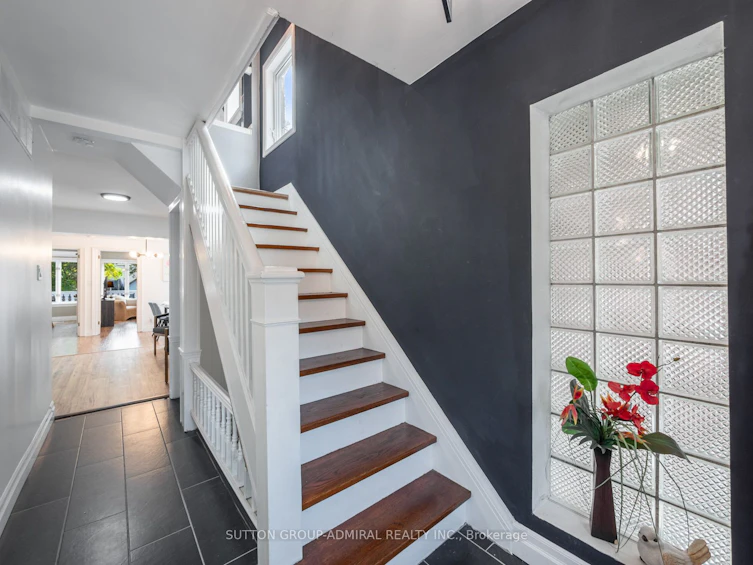 759 Eglinton Avenue E, Toronto, ON, M4G 2K8 - 13