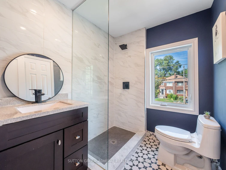 759 Eglinton Avenue E, Toronto, ON, M4G 2K8 - 17