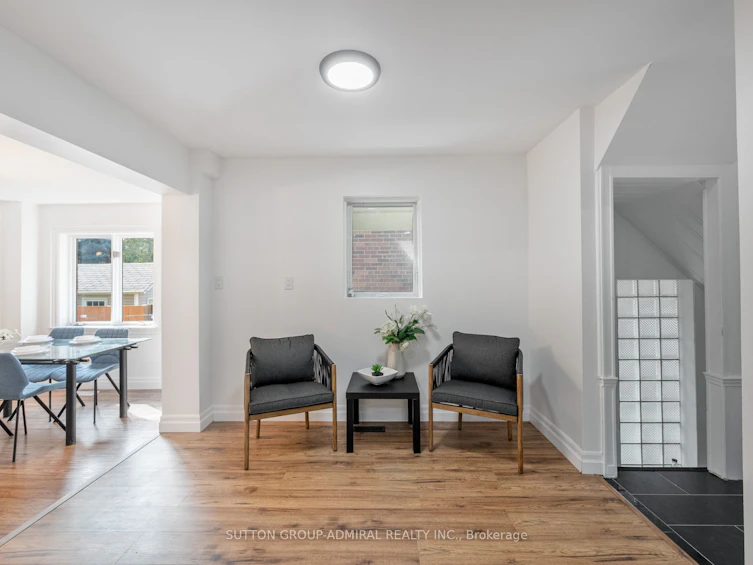 759 Eglinton Avenue E, Toronto, ON, M4G 2K8 - 8