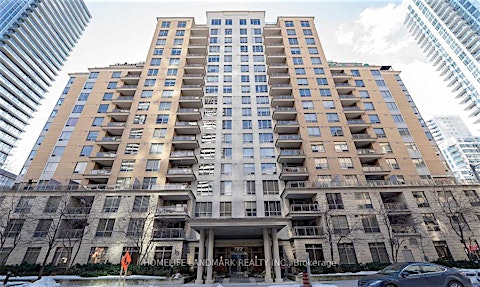 207-123 Eglinton Avenue E, Toronto, ON, M4P 1J2