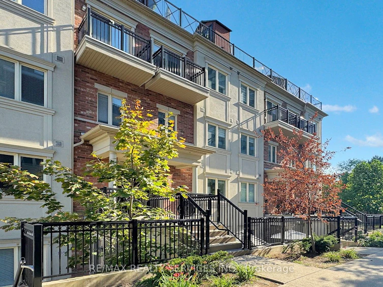 218-17 Coneflower Crescent, Toronto, ON, M2R 0A5 - 2