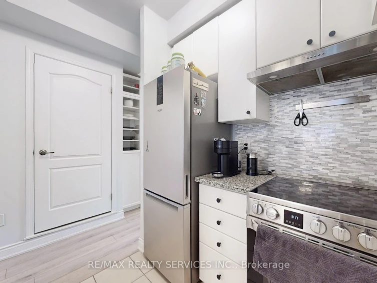 218-17 Coneflower Crescent, Toronto, ON, M2R 0A5 - 14