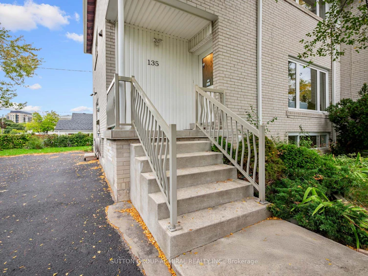 135 Elise Terrace, Toronto, ON, M2R 2W9 - 2