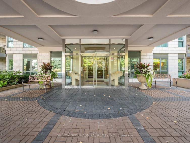 520-11 William Carson Crescent, Toronto, ON, M2P 2G1 - 2