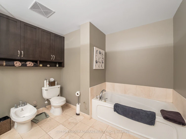 520-11 William Carson Crescent, Toronto, ON, M2P 2G1 - 25