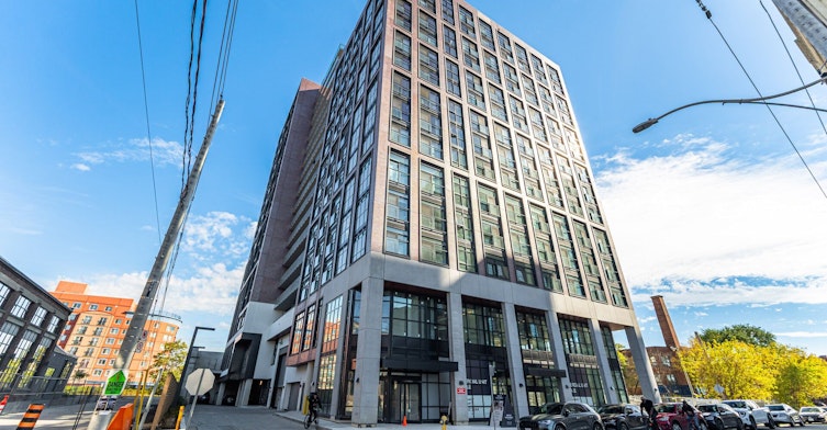 1113-181 Sterling Road, Toronto, ON, M6R 2B2
