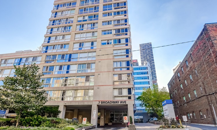 7 Broadway Avenue