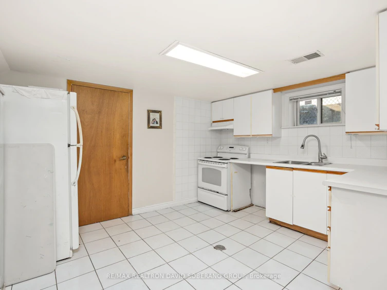 49 Danby Avenue, Toronto, ON, M3H 2J4 - 23