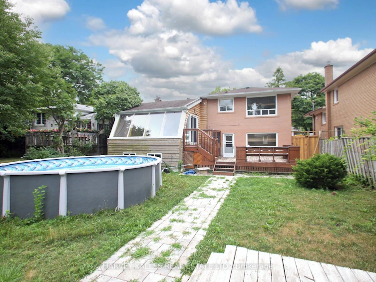 140 Wedgewood Drive, Toronto, ON, M2M 2H7 - 26