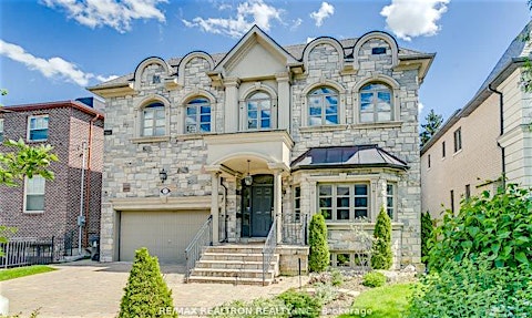 517 Deloraine Avenue, Toronto, ON, M5M 2C2