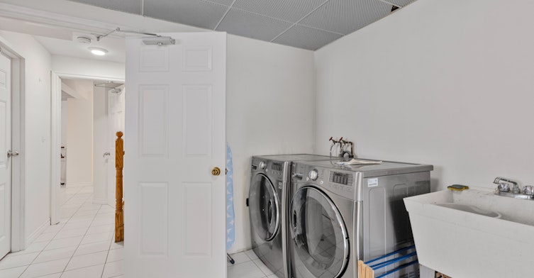 basement-148 Rusholme Road, Toronto, ON, M6H 2Y7 - 11