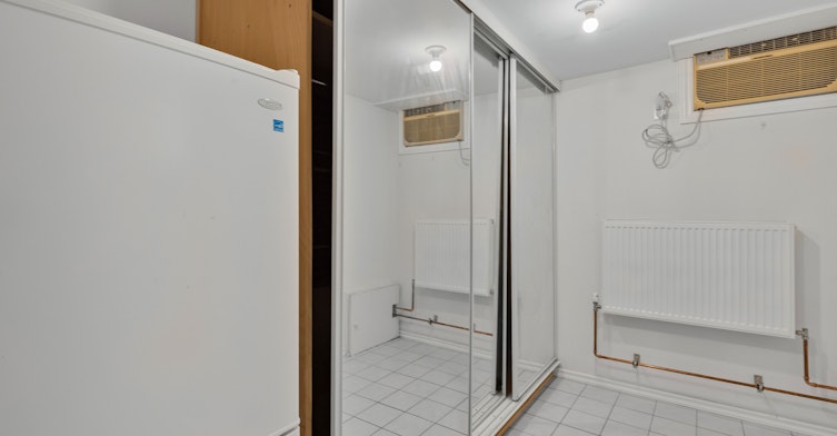 basement-148 Rusholme Road, Toronto, ON, M6H 2Y7 - 9