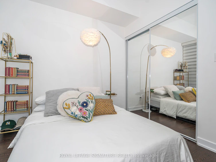 TH05-20 Bruyeres Mews, Toronto, ON, M5V 0G8 - 18