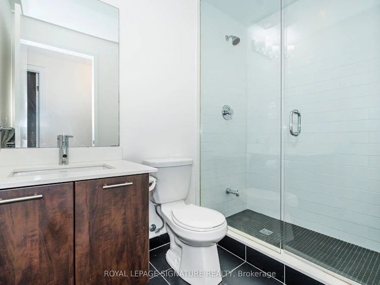 TH05-20 Bruyeres Mews, Toronto, ON, M5V 0G8 - 19