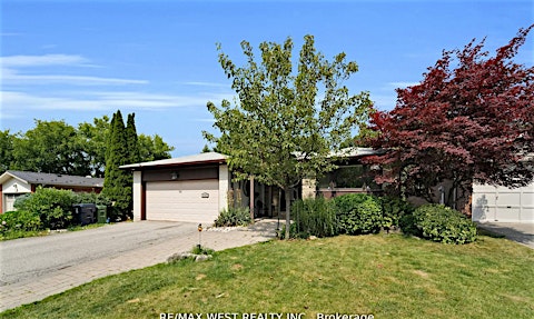 151 Brahms Avenue, Toronto, ON, M2H 1H9