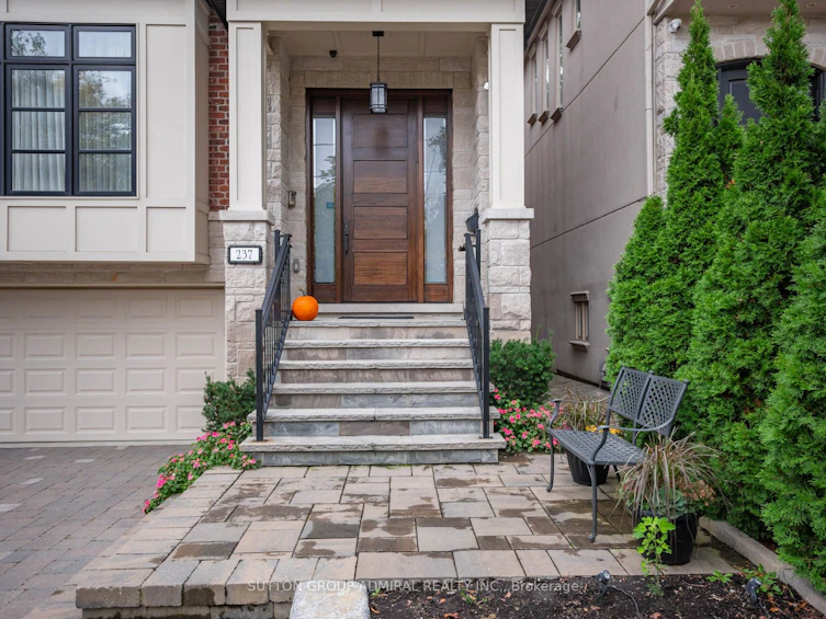 237 Joicey Boulevard, Toronto, ON, M5M 2V6 - 3