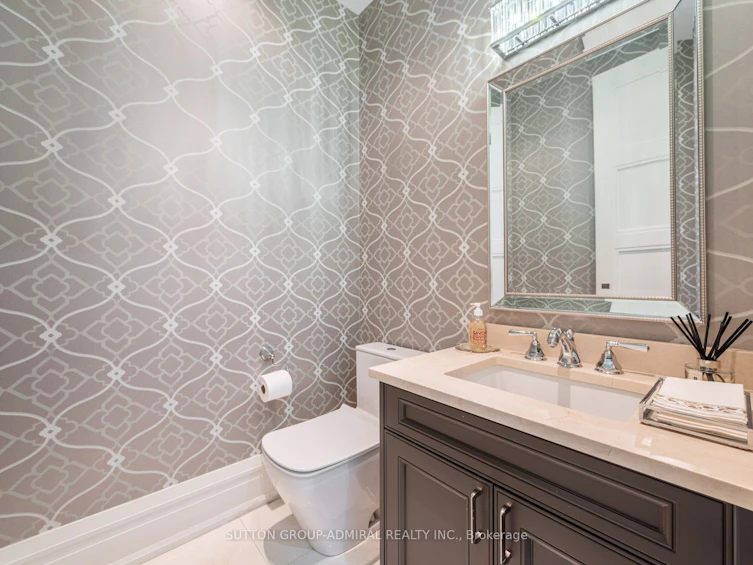 237 Joicey Boulevard, Toronto, ON, M5M 2V6 - 25