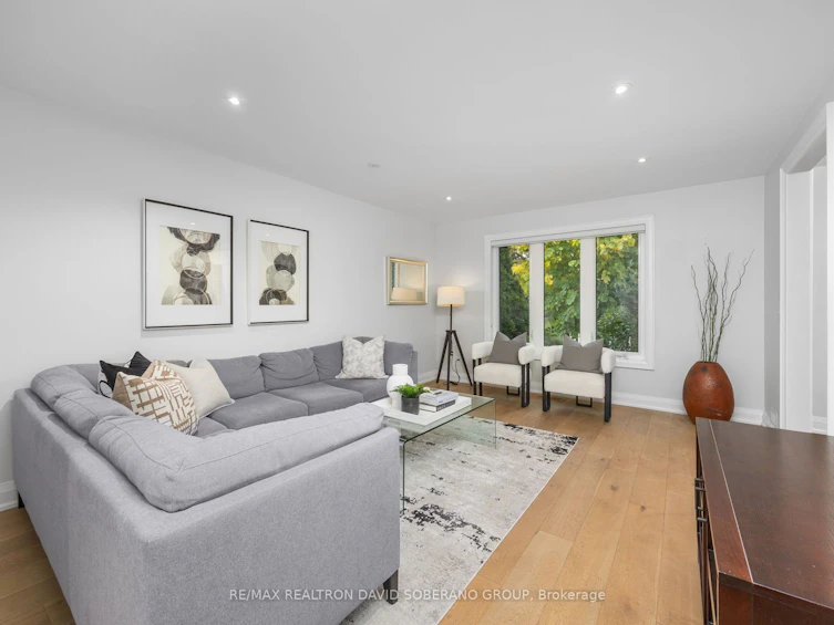 28 Touraine Avenue, Toronto, ON, M3H 1R1 - 7