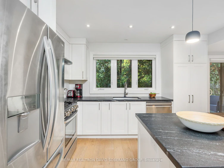 28 Touraine Avenue, Toronto, ON, M3H 1R1 - 14