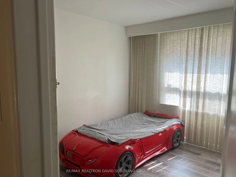 147 Almore Avenue, Toronto, ON, M3H 2H9 - 10