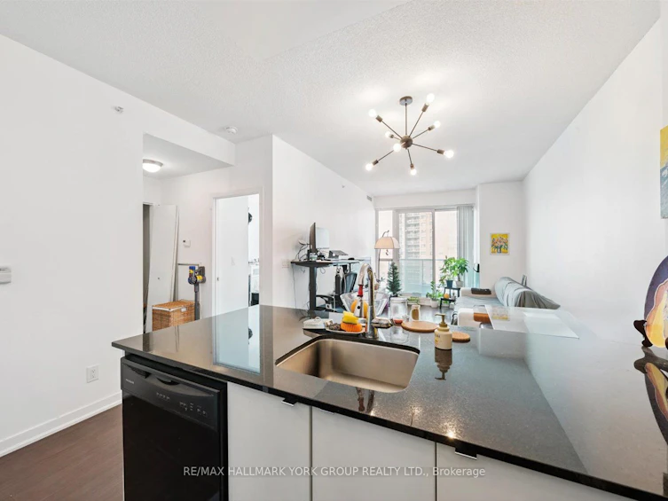 1113-150 East Liberty Street, Toronto, ON, M6K 3R5 - 11