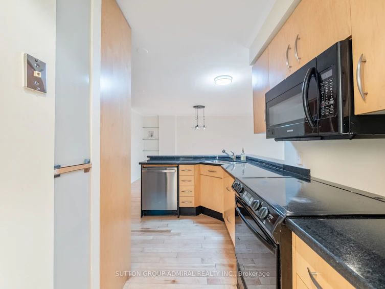 106-212 St. George Street, Toronto, ON, M5R 2N5 - 7