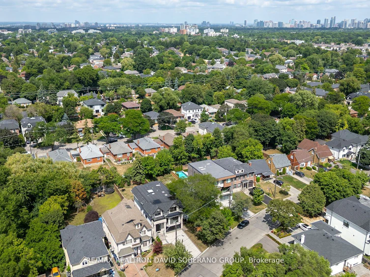 106 Allingham Gardens, Toronto, ON, M3H 1Y2 - 47