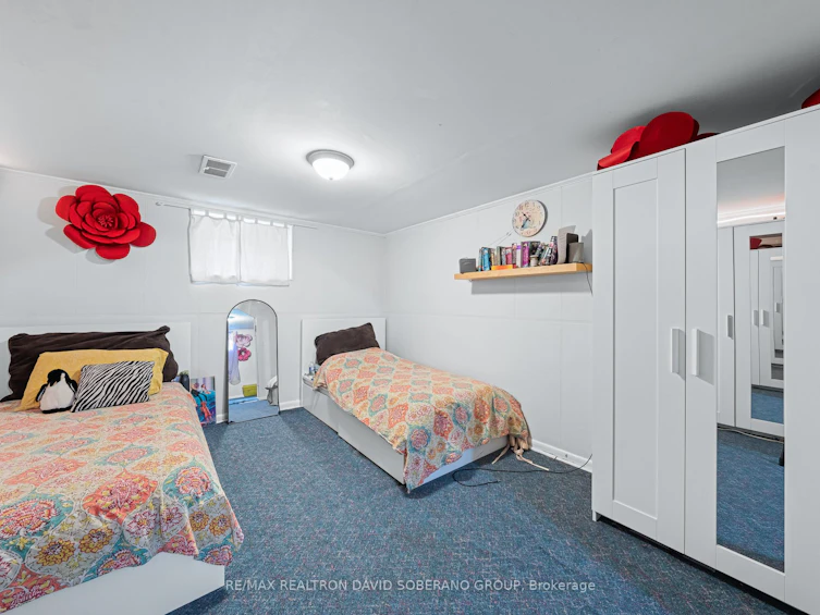 17 Wigan Crescent, Toronto, ON, M3H 3A3 - 25