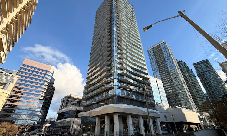 PH03-15 Ellerslie Avenue