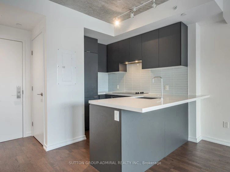 704-60 Colborne Street, Toronto, ON, M5E 0B7 - 2