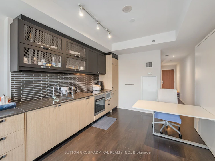 406-783 Bathurst Street, Toronto, ON, M5S 1Z5 - 12