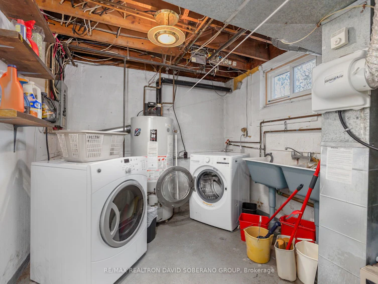 112 York Downs Drive, Toronto, ON, M3H 2G7 - 31