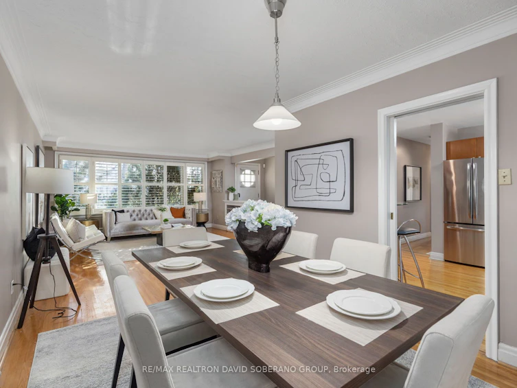 112 York Downs Drive, Toronto, ON, M3H 2G7 - 11