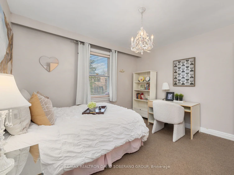112 York Downs Drive, Toronto, ON, M3H 2G7 - 24