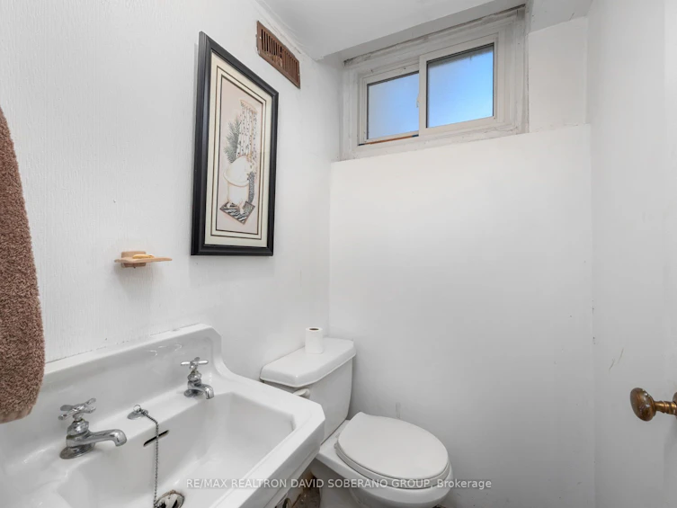 112 York Downs Drive, Toronto, ON, M3H 2G7 - 30