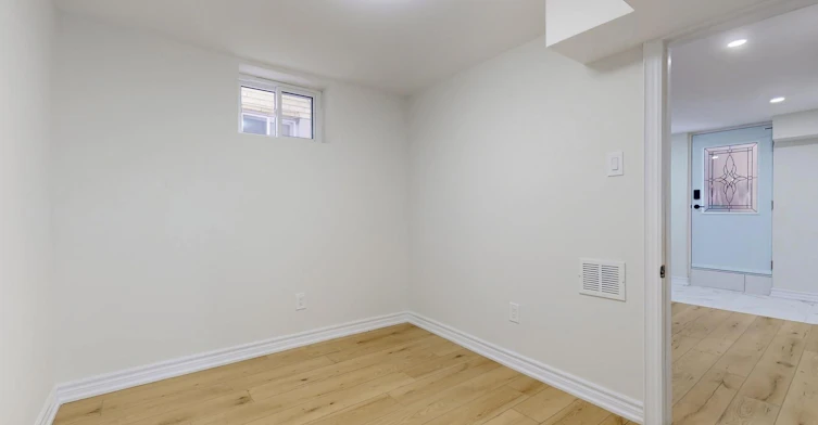 Lower A-57 Saddle Ridge Drive, Toronto, ON, M4A 1Z6 - 3