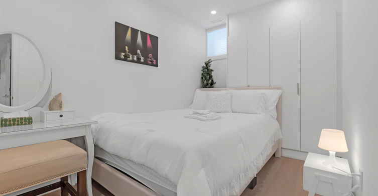 31 Edinburgh Drive, Toronto, ON, M3H 1B5 - 16
